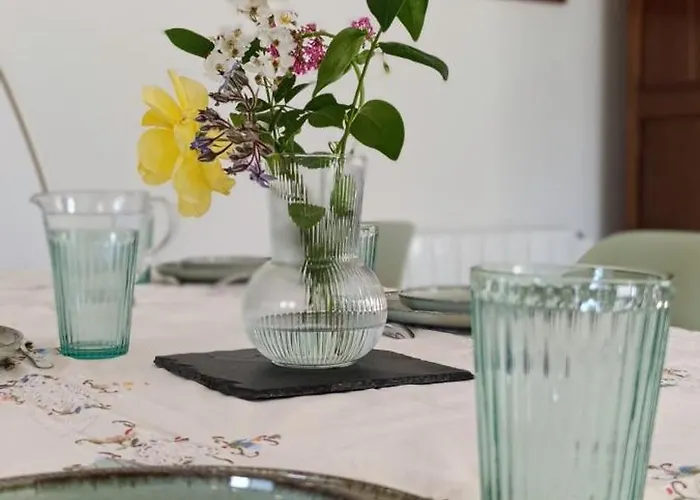 Gasthuis Maison Irondas Saint-Pierre-d'Aurillac